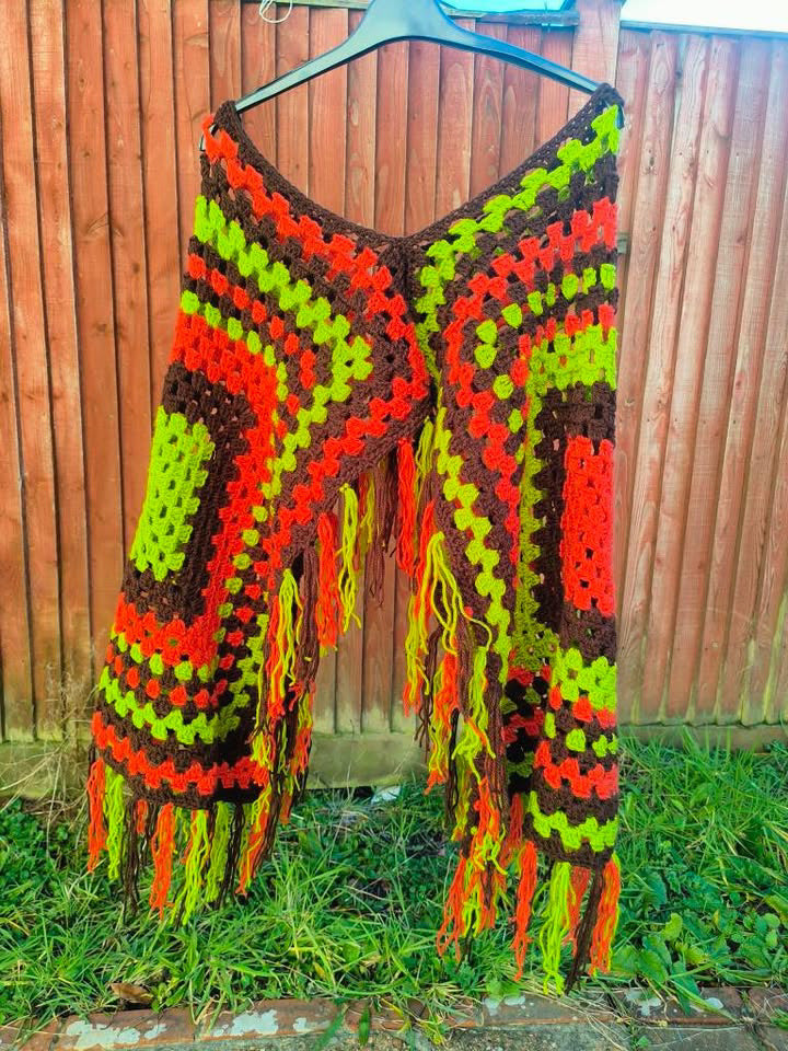 The Mikara Poncho Pattern