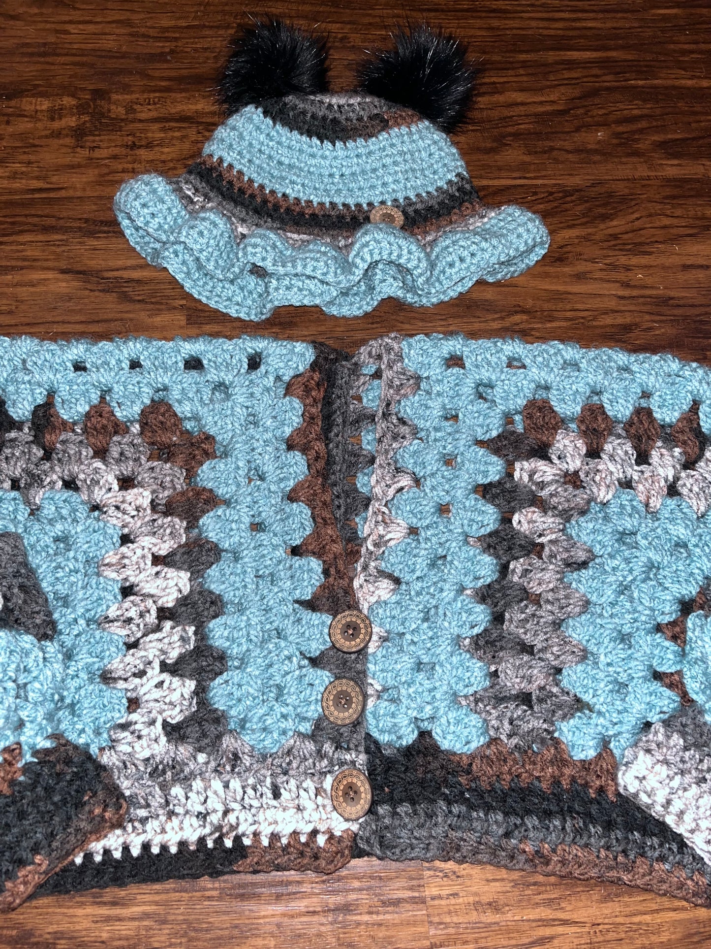 Chunky Bolero and Aikido Cap Set