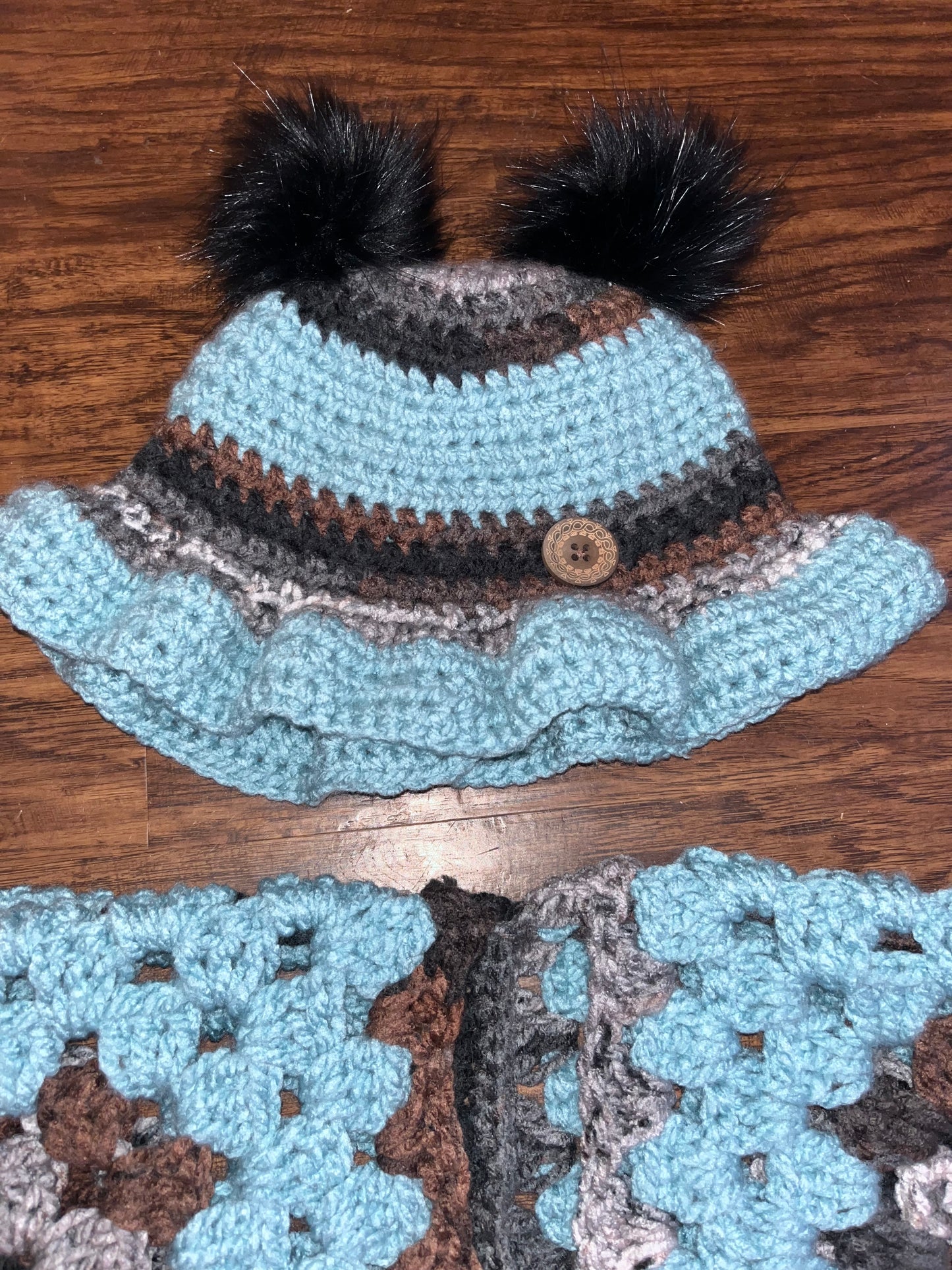 Chunky Bolero and Aikido Cap Set