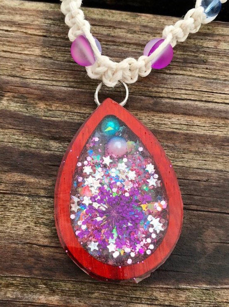 Customizable Resin Pendants