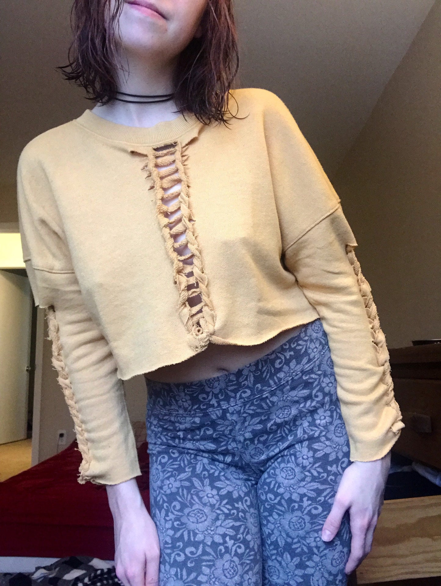 S/M Yellow Slit Weave Crew Neck