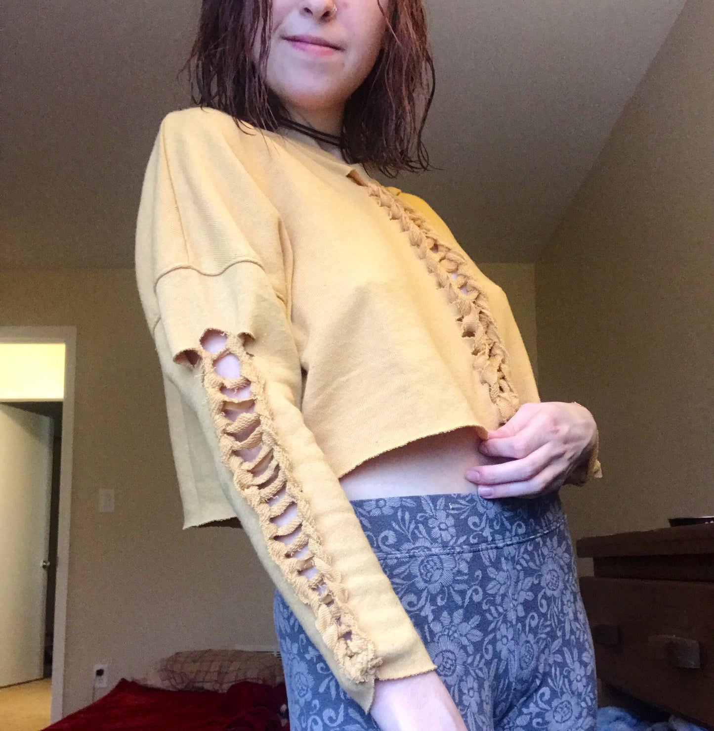 S/M Yellow Slit Weave Crew Neck