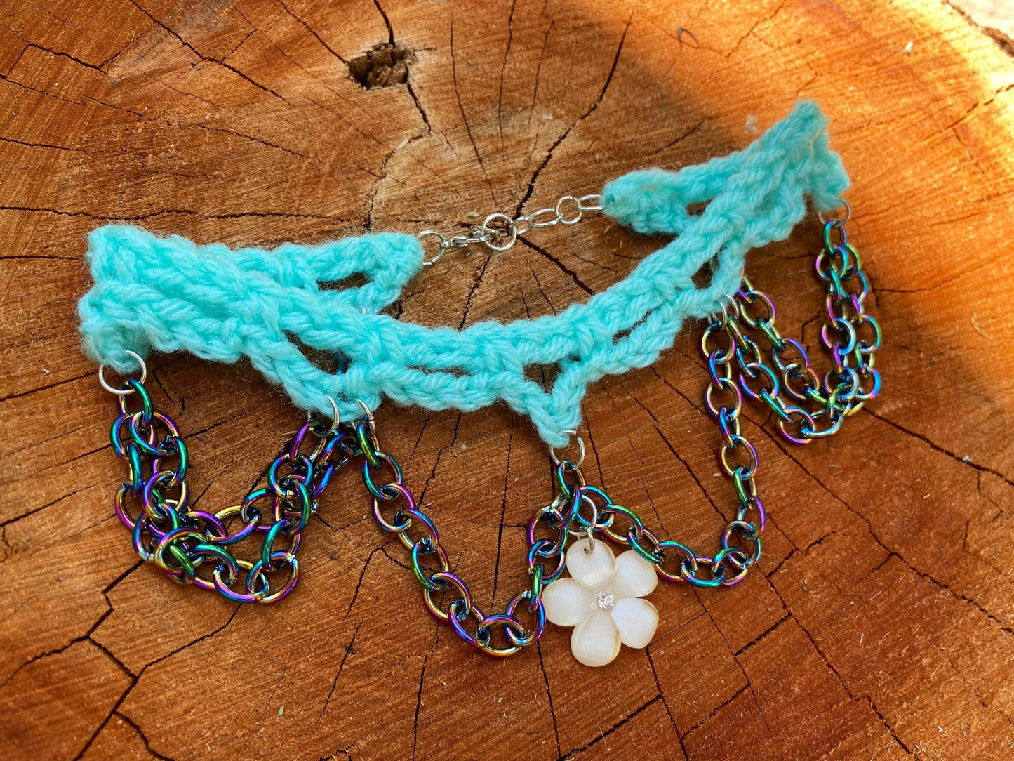 Crochet Flower Charm and Chain Choker