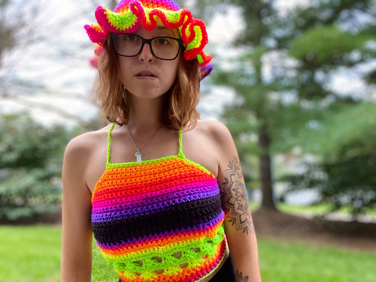 S-L Crochet Bucket Hat and Halter Top Set